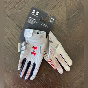 Under Armour F9 Nitro Football Gloves. Youth Medium. Glue Grip. Gray. NWT